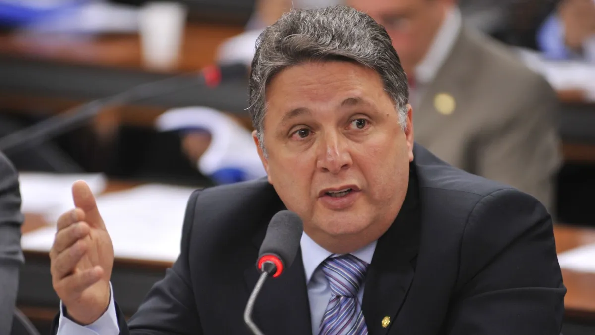 Advogado de Garotinho consta como autor de parecer do MPE no TSE